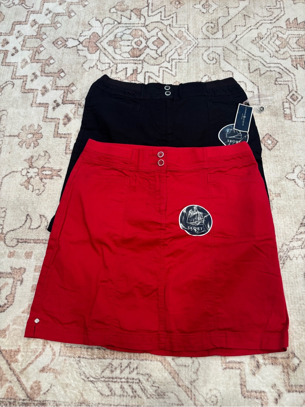 Red AND Black Karen Scott Red and Black Woven Mini Skorts Duo